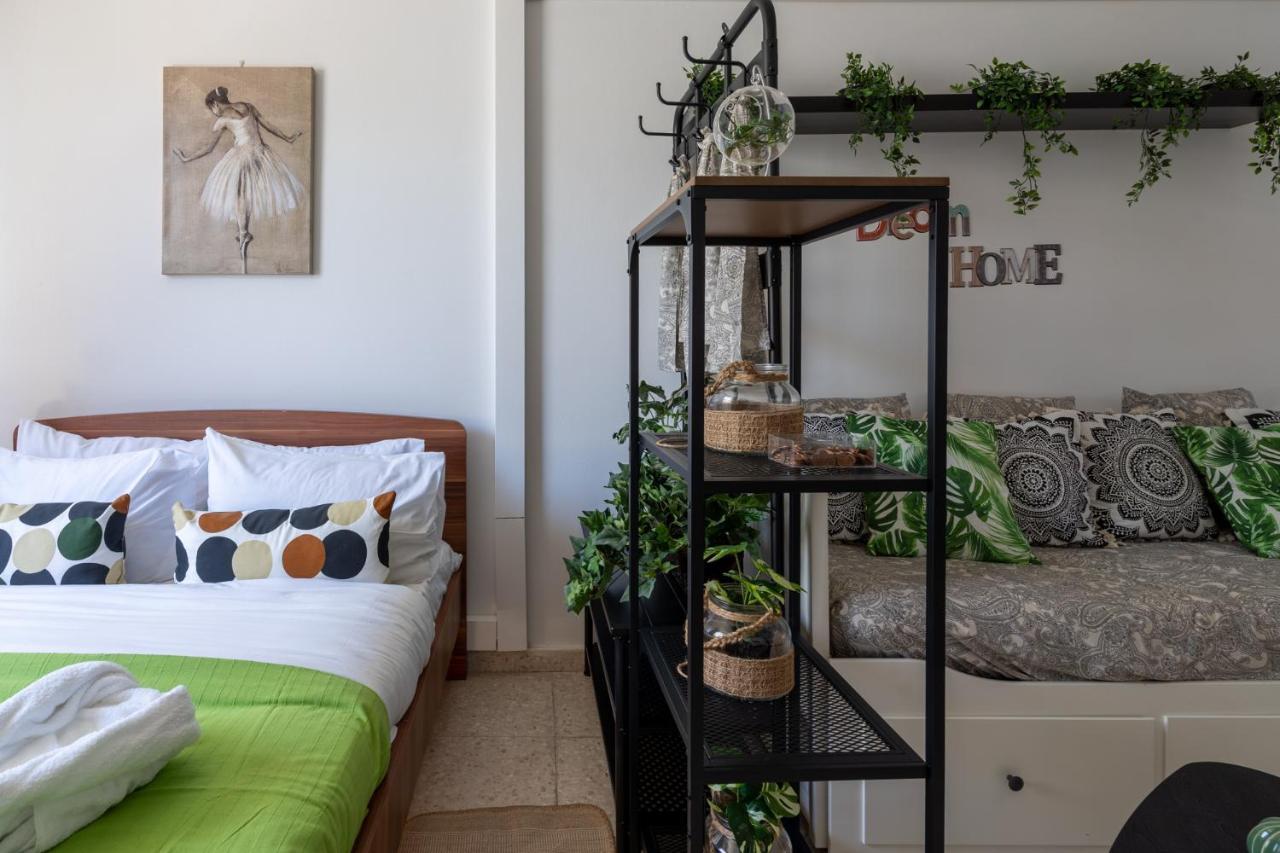 Oasis - Cozy Studio In Larnaca Extérieur photo
